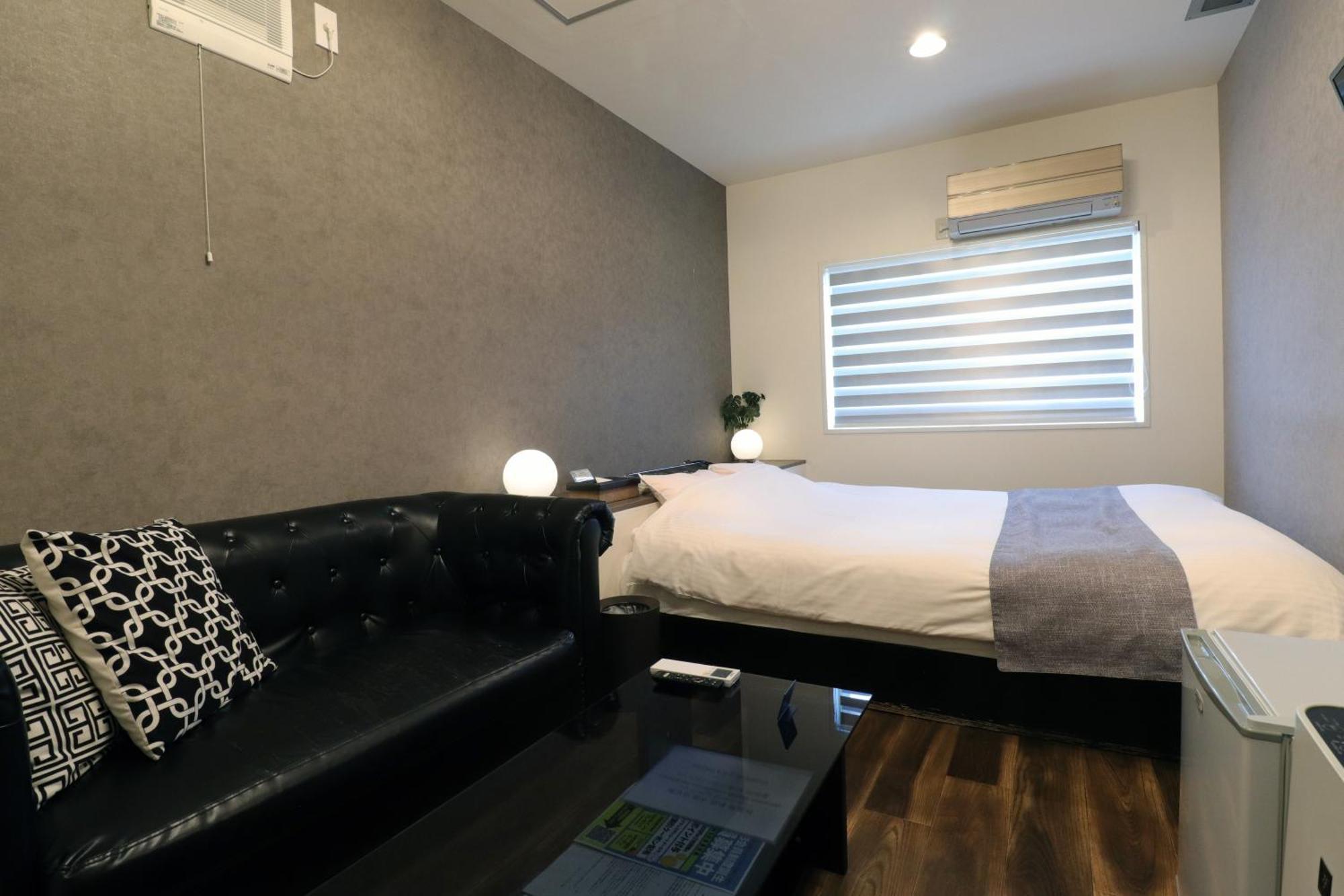 天然個室温泉 Hotel Lafontaine 諏訪 (Adults Only) Сува Экстерьер фото