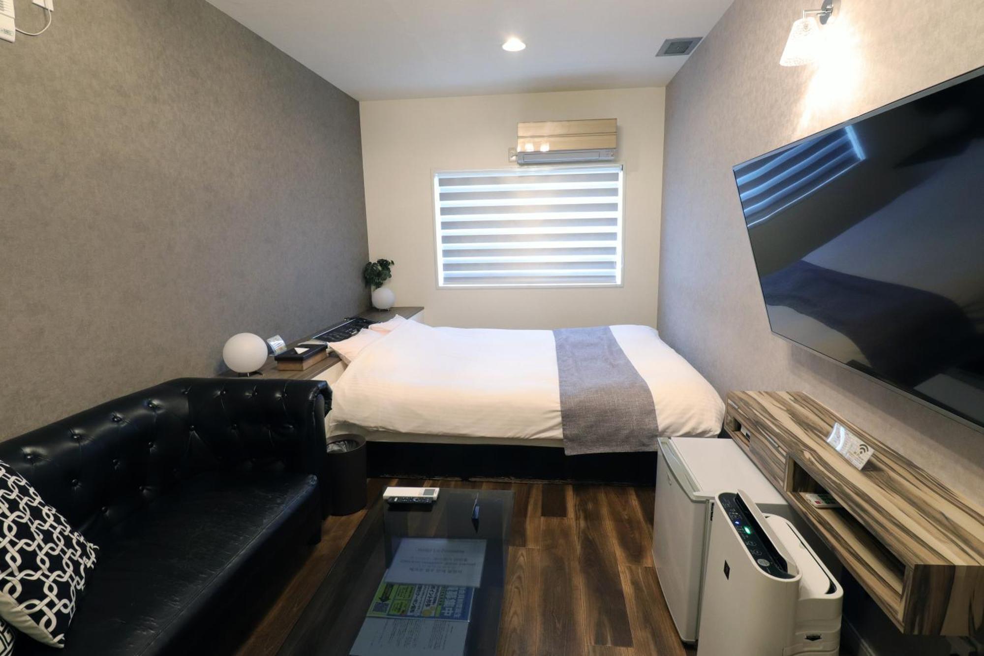天然個室温泉 Hotel Lafontaine 諏訪 (Adults Only) Сува Экстерьер фото